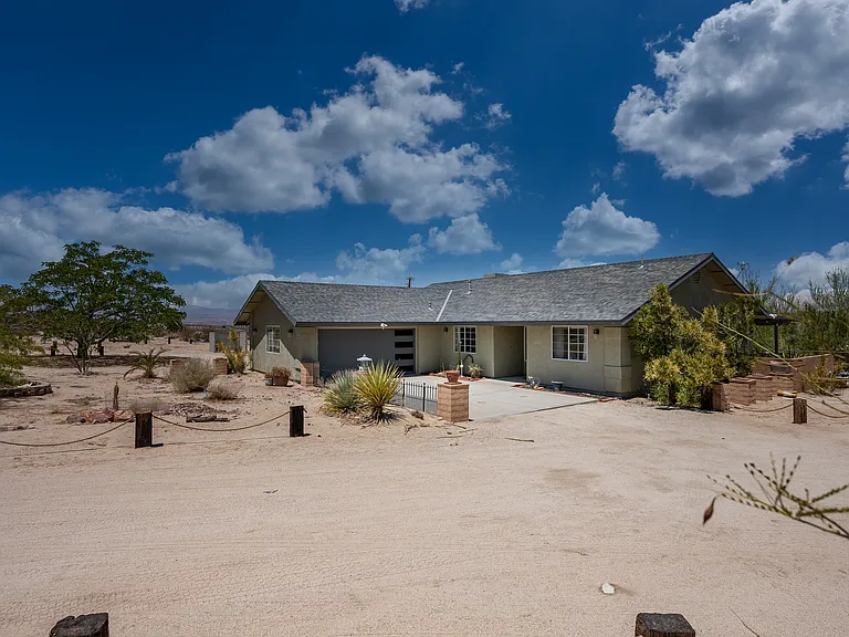 68054 Sullivan Rd — Photo 33