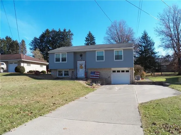 1109 Gosser St, Leechburg, PA 15656