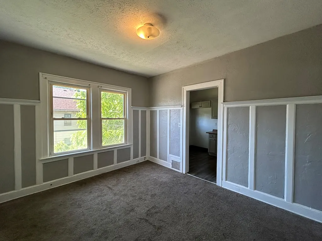 3 bed, 1100 sqft, $1,025 — Photo 3
