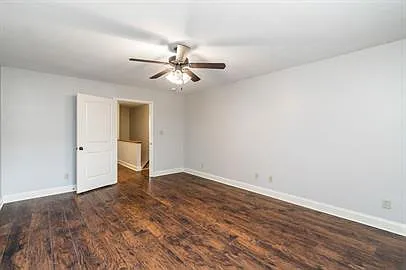 4832 Fountain View Way — Photo 13