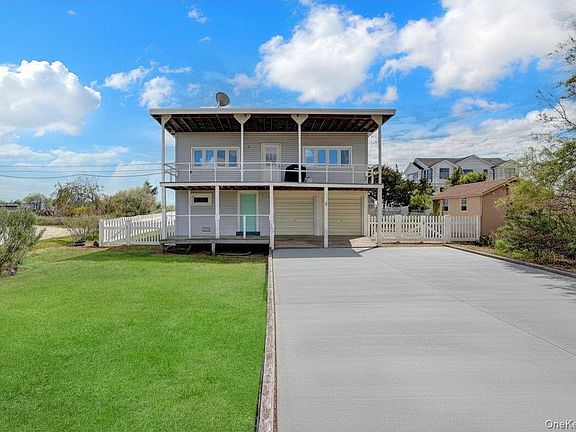 2nd image of 6 Oak Beach Road