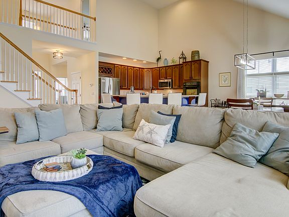 3rd image of 36859 Herring Ct