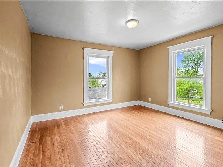 32 Home St SE #2 — Photo 11