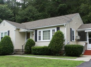 516 Worcester Rd, Barre, MA 01005