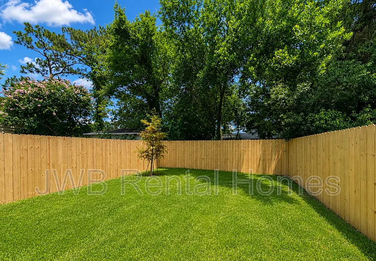 8305 Galveston Ave — Photo 15