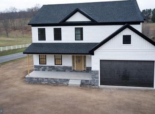 19 Bogey Dr, Martinsburg, WV 25405