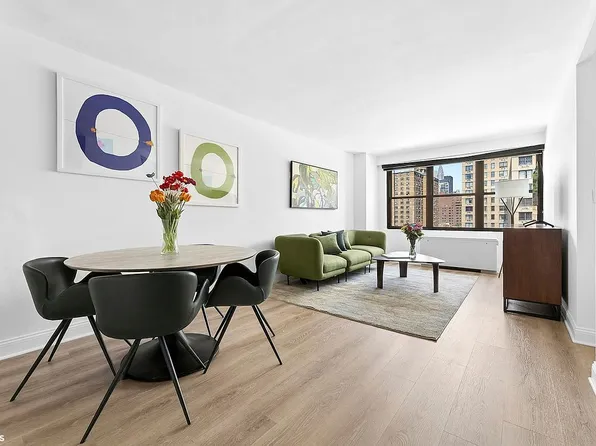 245 E 25th St APT 12L, New York, NY 10010