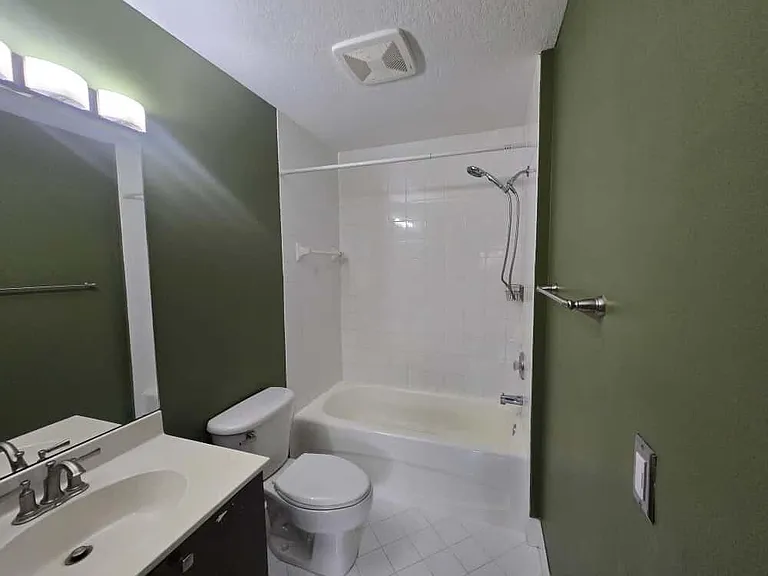 3516 Briar Bay Blvd #203 — Photo 10