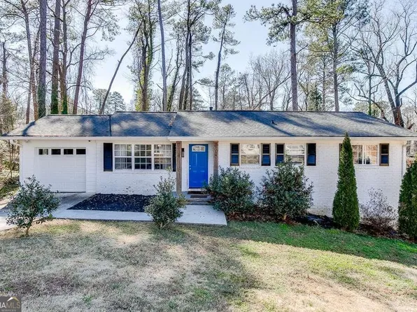 4040 Brookcrest Cir, Decatur, GA 30032