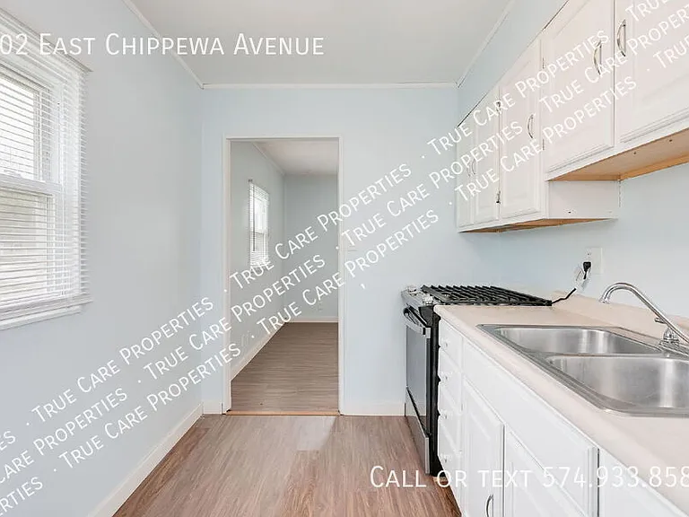 402 E Chippewa Ave — Photo 6
