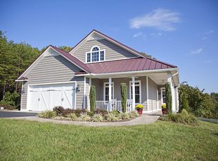 120 Diamond Ridge Ln, Moneta, VA 24121