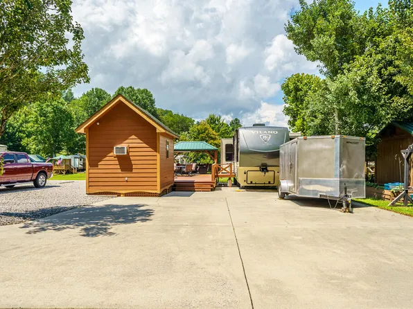 83 Kole Dr, Blairsville, GA 30512