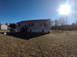 212 Weiss Rd, Stroudsburg, PA 18360