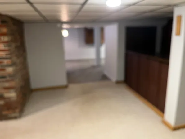 1212 N 3rd St, Festus, MO 63028