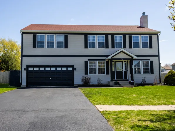 516 Prairie Point Dr, Poplar Grove, IL 61065