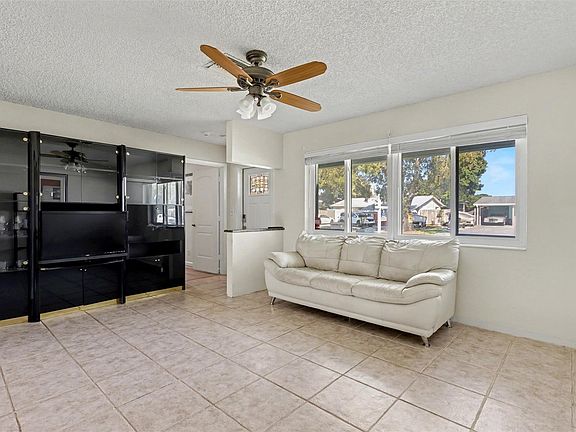 5th image of 6430 Harding Street
