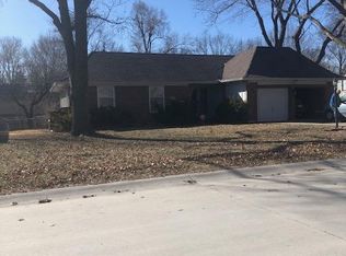 8301 W 98th St, Overland Park, KS 66212
