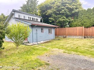 3105 SW 105th St, Seattle, WA 98146