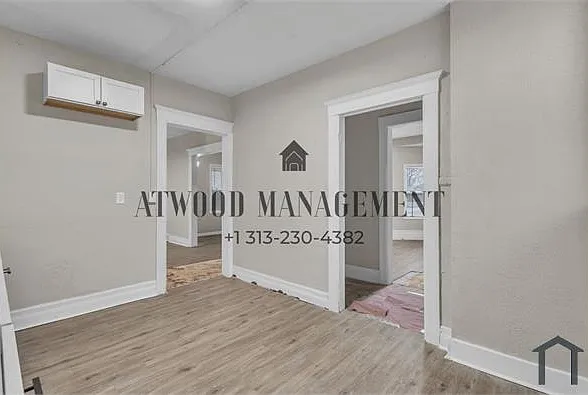 168 Beresford St — Photo 4