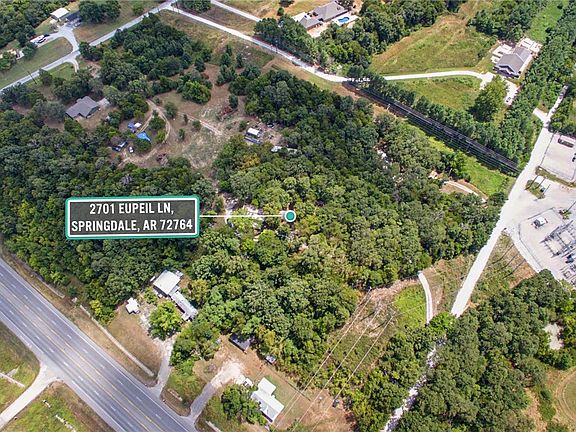 3rd image of 2701 Eupeil Ln