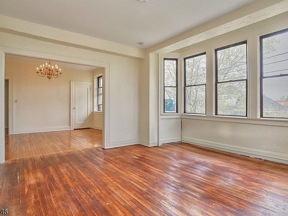 5th image of 33 62Nd St #4A