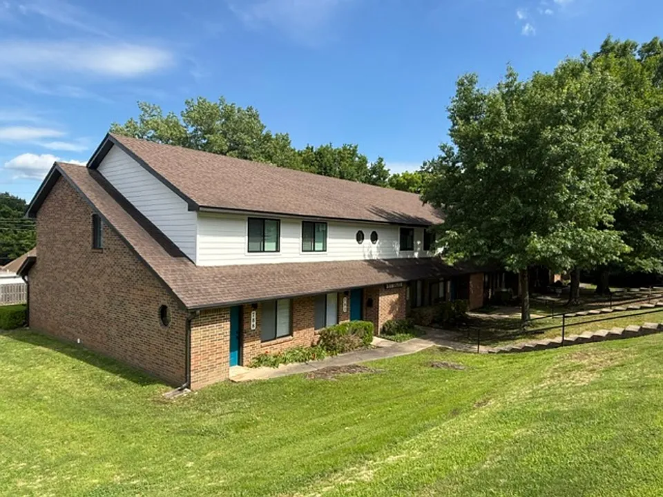736-788 N Storer Ave
