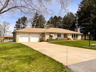 15060 Carpenter ROAD, Brookfield, WI, 53005