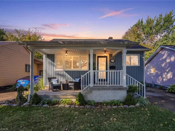 31 Shakespeare Ave, Saint Catharines, ON L2R 6M8