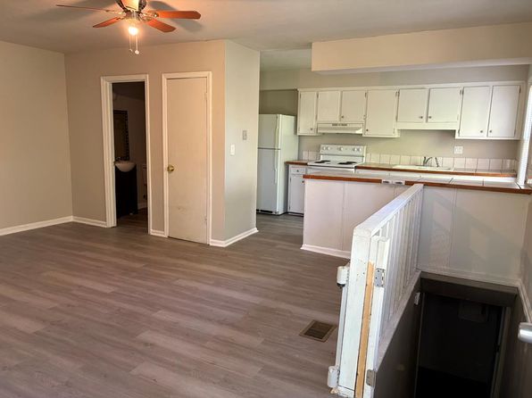 746 Fulton Ave APT C