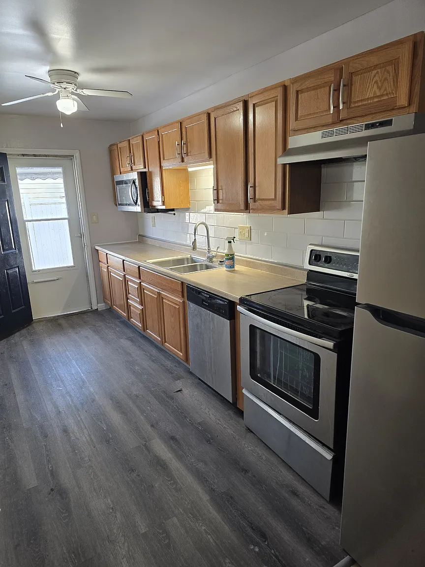 1287 Lockberry Ave photo 1