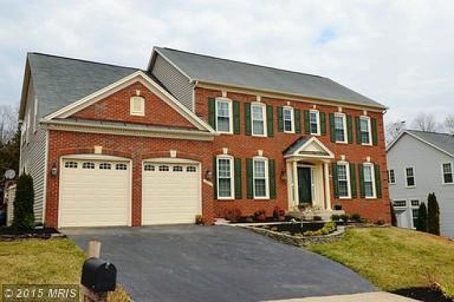 Exterior (Front)