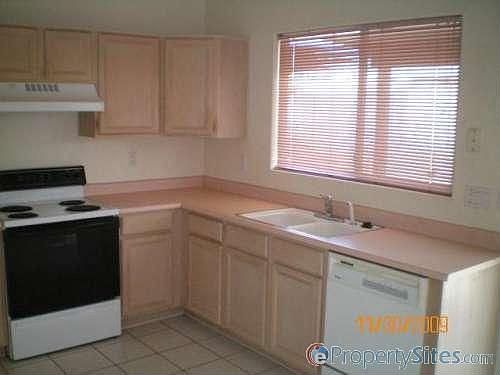 1st image of 4752 E Desert Wind Dr