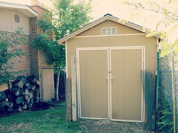 Storage shed