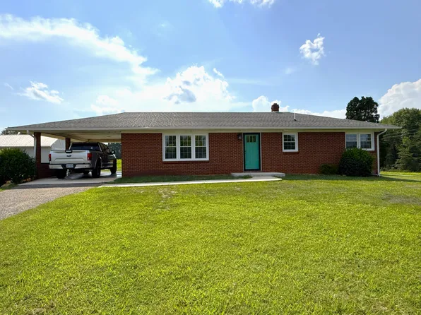 8655 Leesville Rd, Huddleston, VA 24104