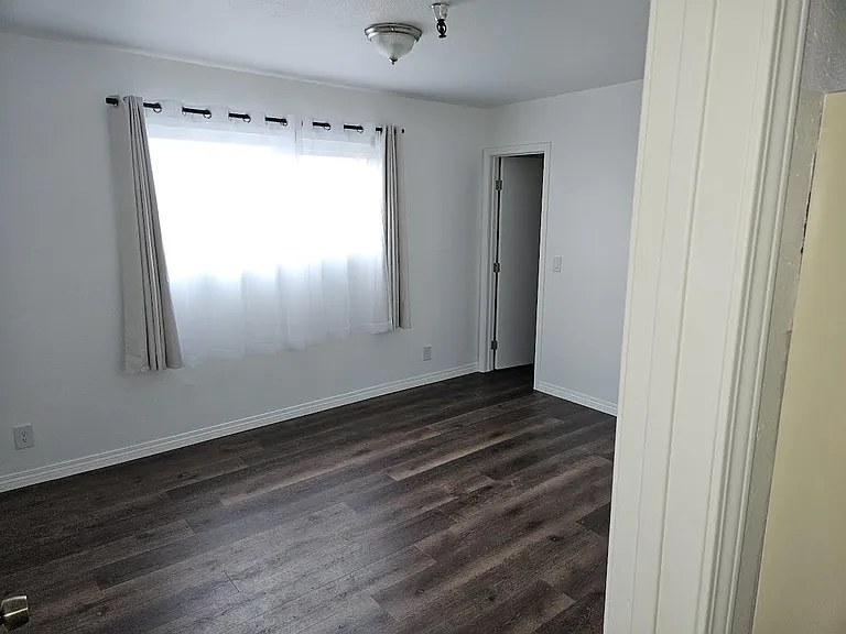 12751 Lorna St #5 — Photo 5