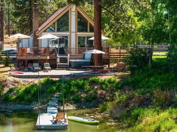 39820 Lakeview Dr, Big Bear Lake, CA 92315