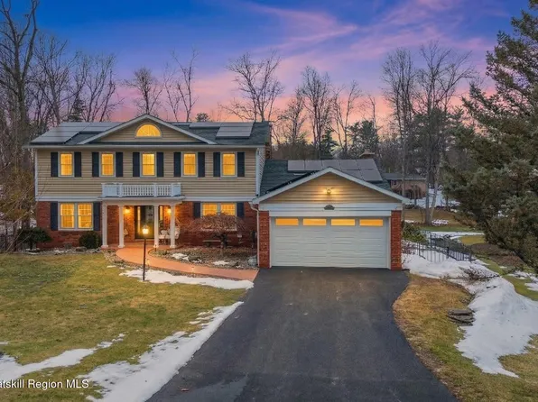 36 Arnold Drive, Kingston, NY 12401