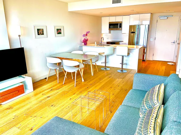 1001 Queen St #3308, Honolulu, HI 96814