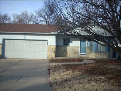 307 S Maple Ln, Wichita, KS, 67209