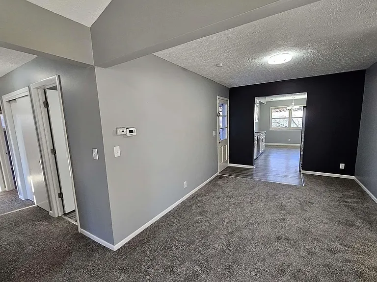 4027 Teri Ln — Photo 4