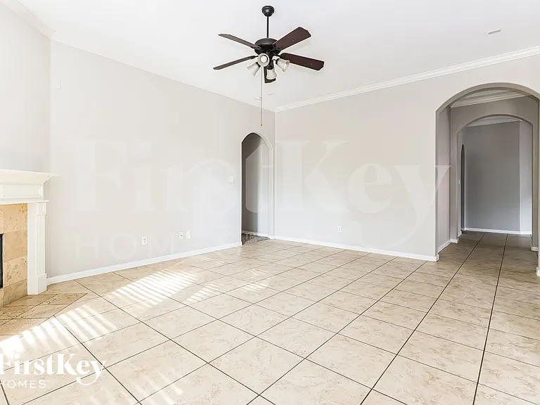 66 N Planchard Cir — Photo 3