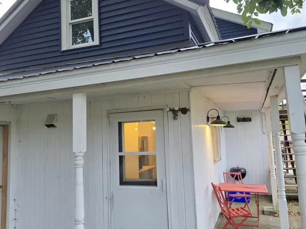 522 Main St, Highland, WI 53543