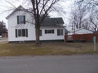 112 Pine St N, Kawkawlin, MI 48631