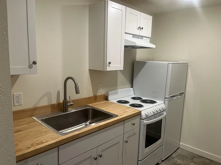 1201 W Montana St #Q-2 — Photo 1