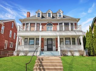 2951 N Marietta Ave, Milwaukee, WI 53211