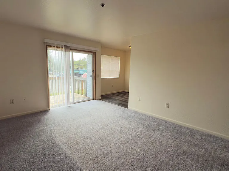 518 Jetty St, Hammond, OR 97121 — Photo 7