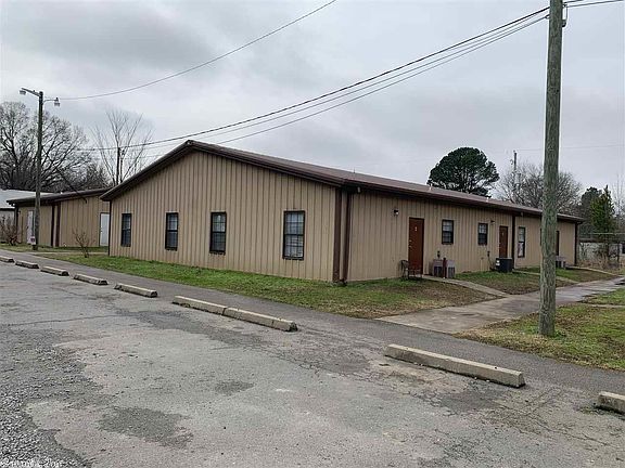 3rd image of 600 Yopp Ave