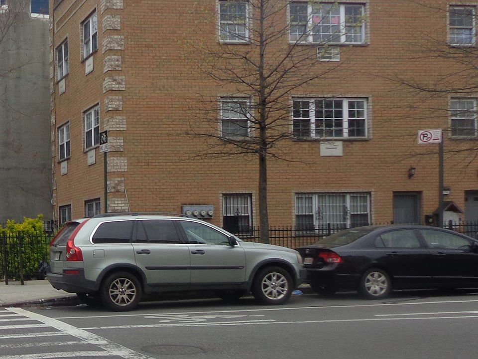 1st image of 850 Bergen St APT 3