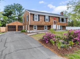 16 Mawney St, Attleboro, MA 02703