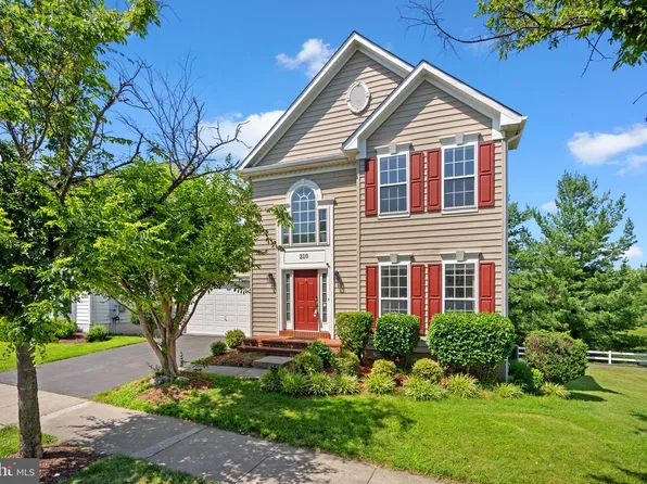 310 Tannery Dr, Gaithersburg, MD 20878